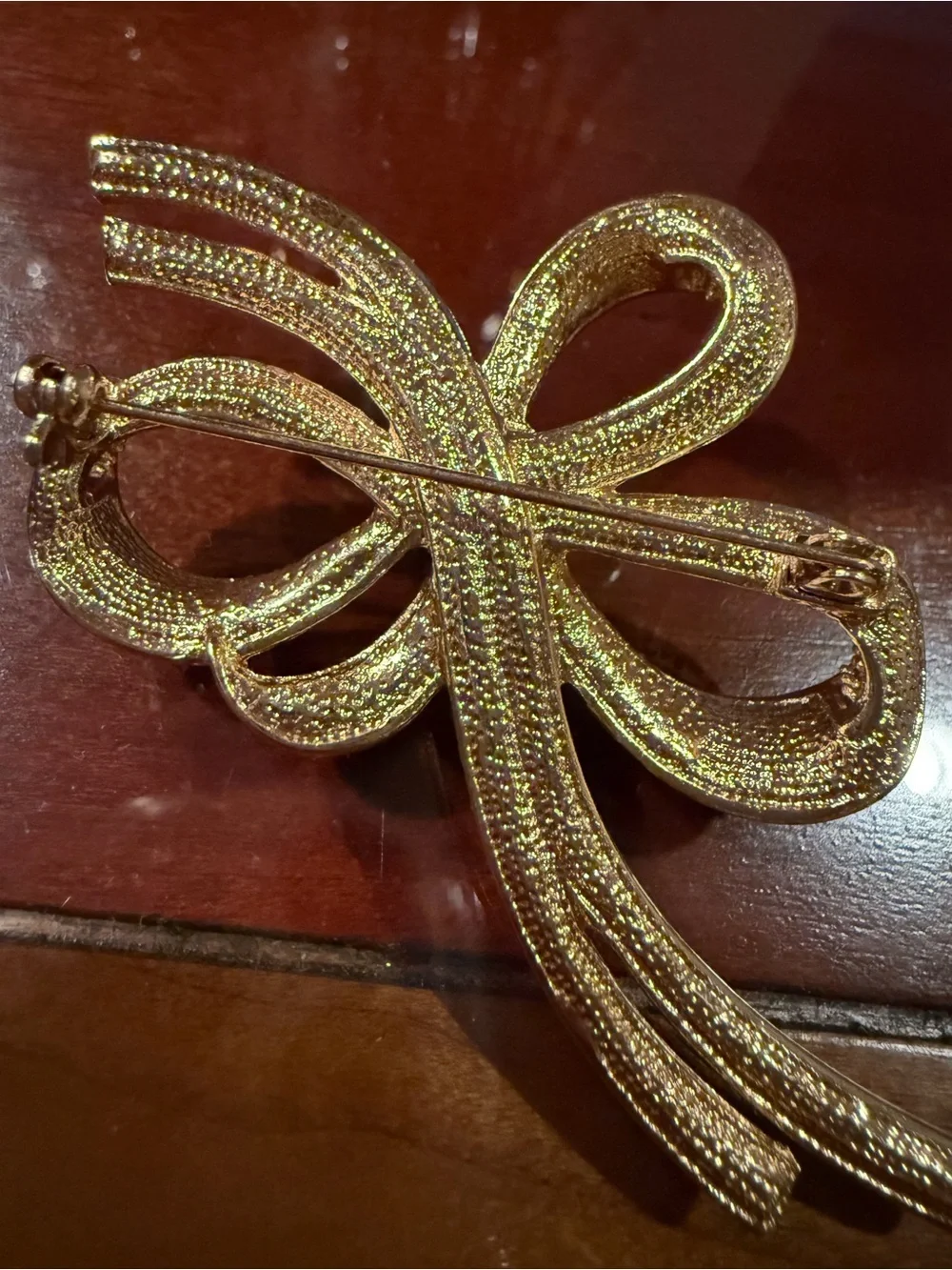 Vintage Gold-Tone Bow Brooch with Pearl and Clear Crystals - Women's Jewelry